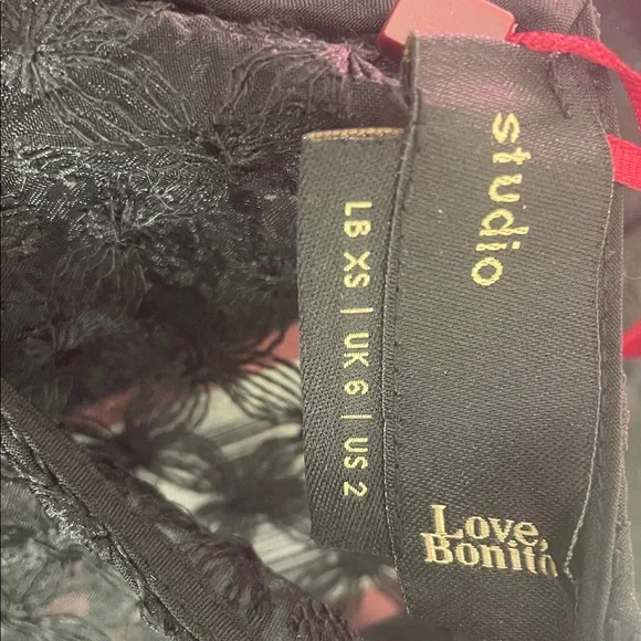 Love Bonito Studio NWT lace long sleeved top, tie back, black, semi sheer, XS - Picture 9 of 9